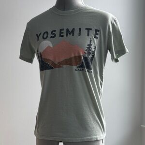 Zoe + Liv Yosemite California Graphic Tee Sage Green XS